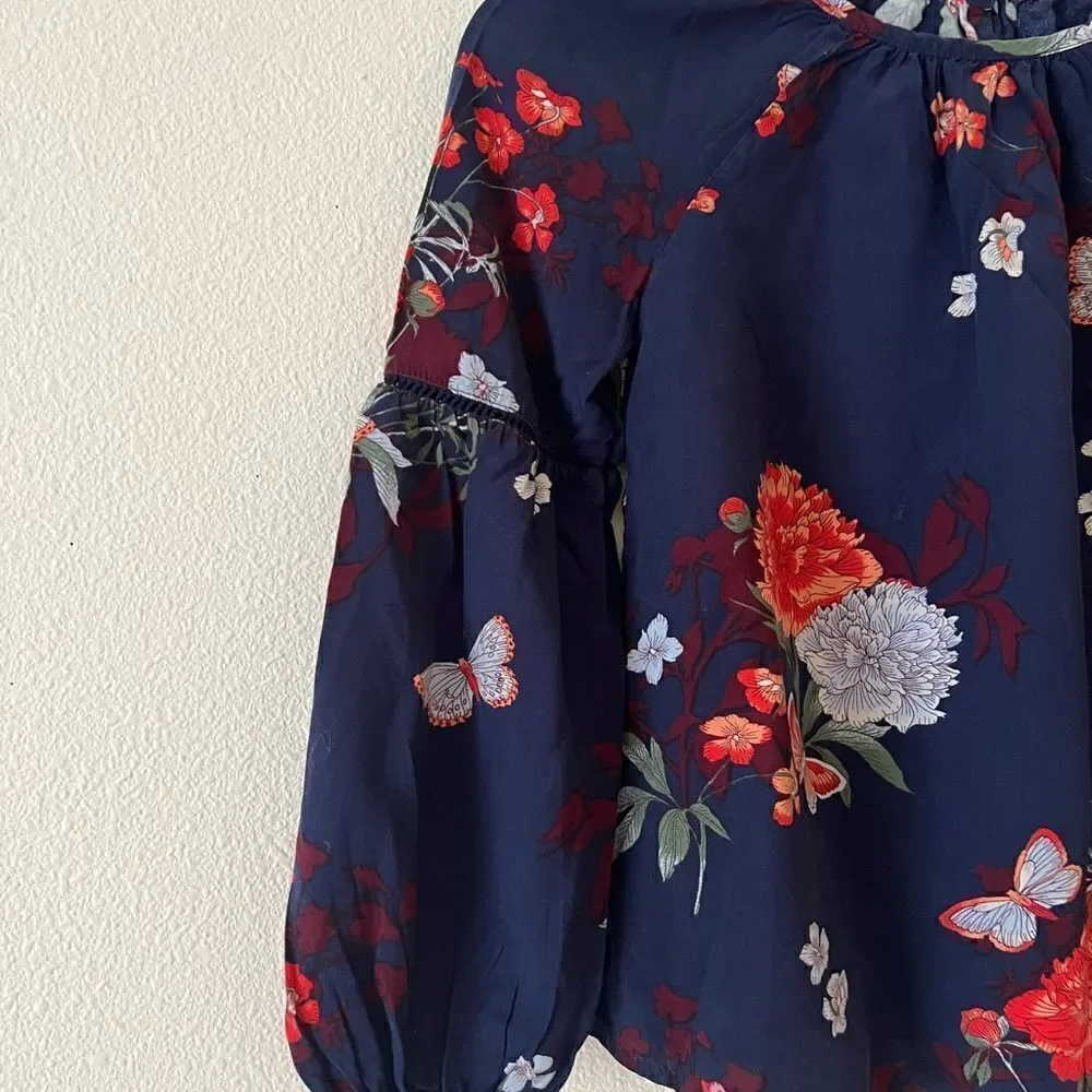 Gap Kids Girls Navy Boho Floral Blouse Balloon Sleeve Round Neck size S(6-7)